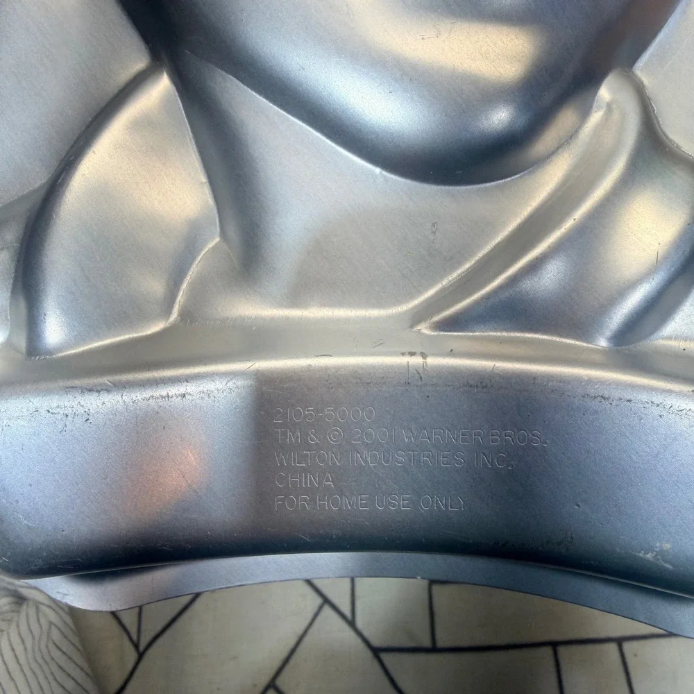 Wilton Harry‎ Potter Cake Pan 14